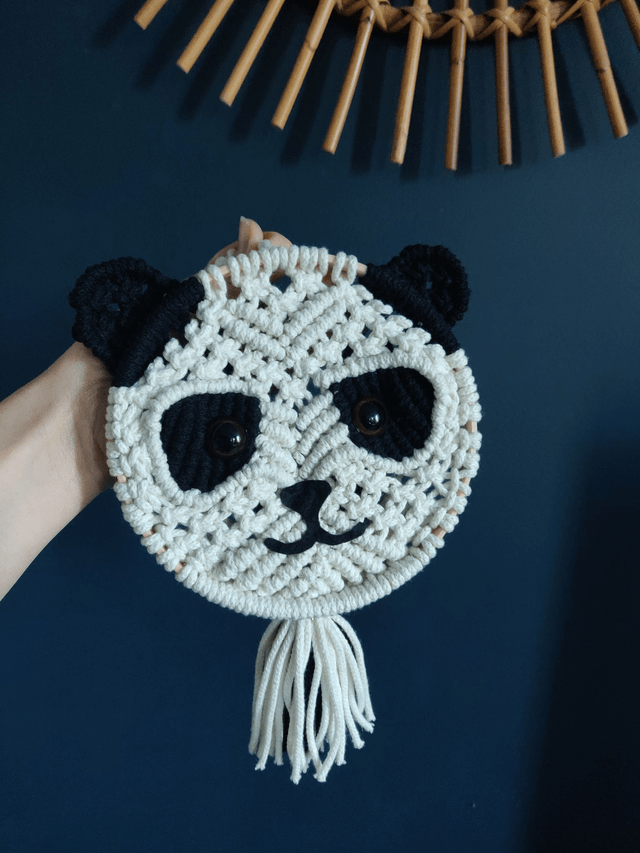 Décoration murale en macramé - Modèle PANDA
