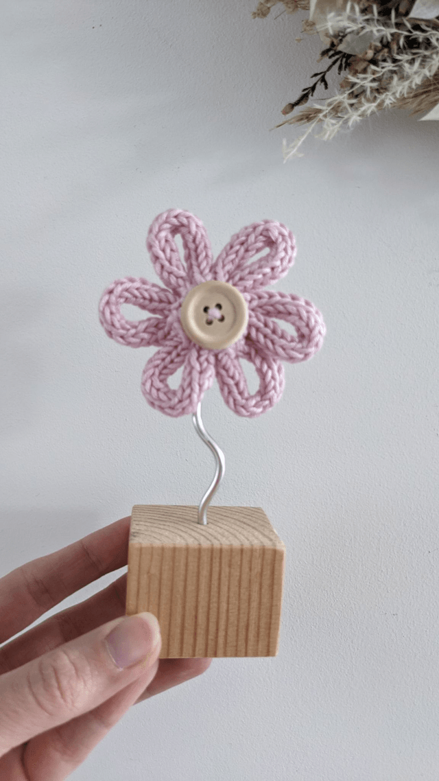 Fleur en tricotin